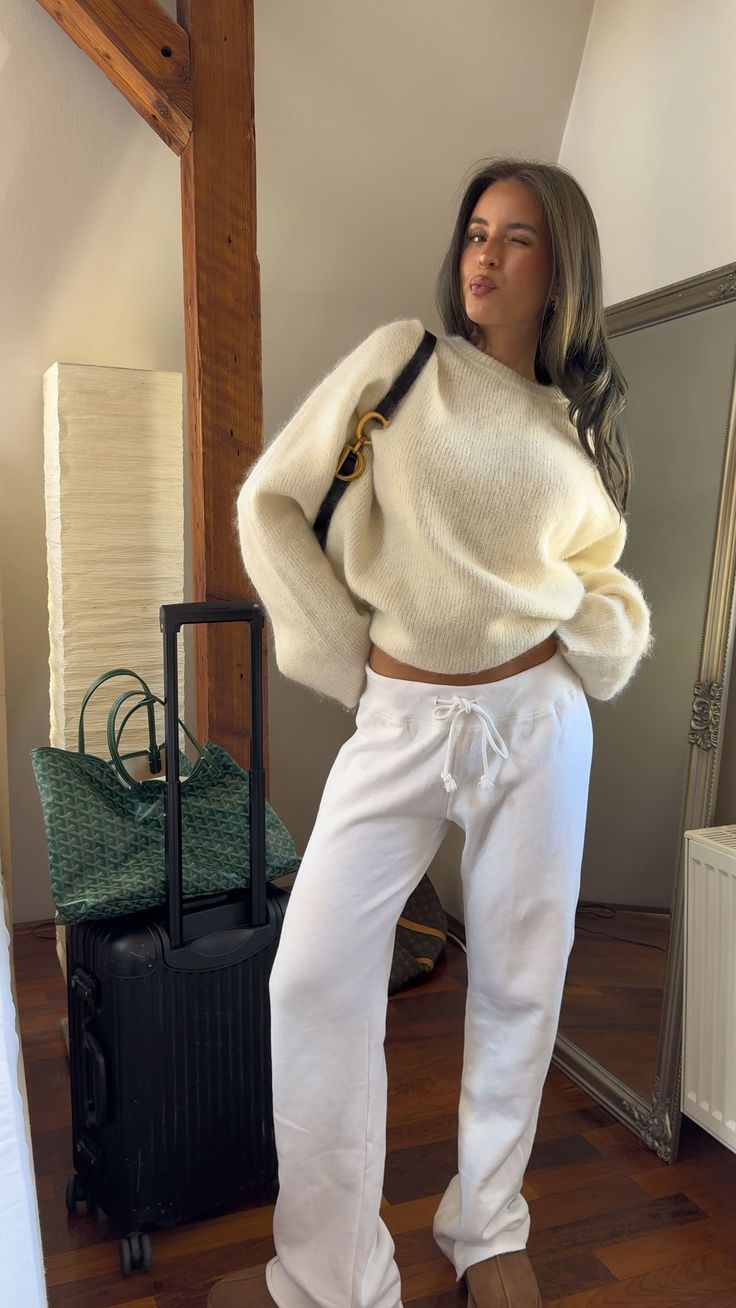 <h2>CUSTOMERS LOVE JENNIFER-BOUTIQUE</h2>