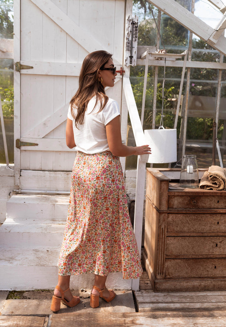 LIA™ | EFFORTLESS SLIT SKIRT
