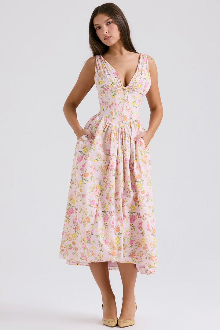 Aeliana - Chic and Flattering Summer Dress