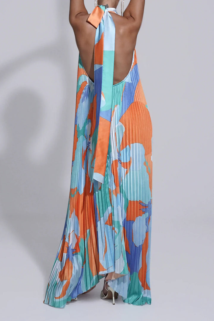 Isla – Chic Halter Neck Pleated Maxi Dress