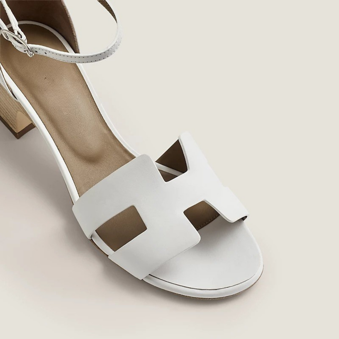 CHLOÉ | Luxury Elegant Sandals for Special Occasions