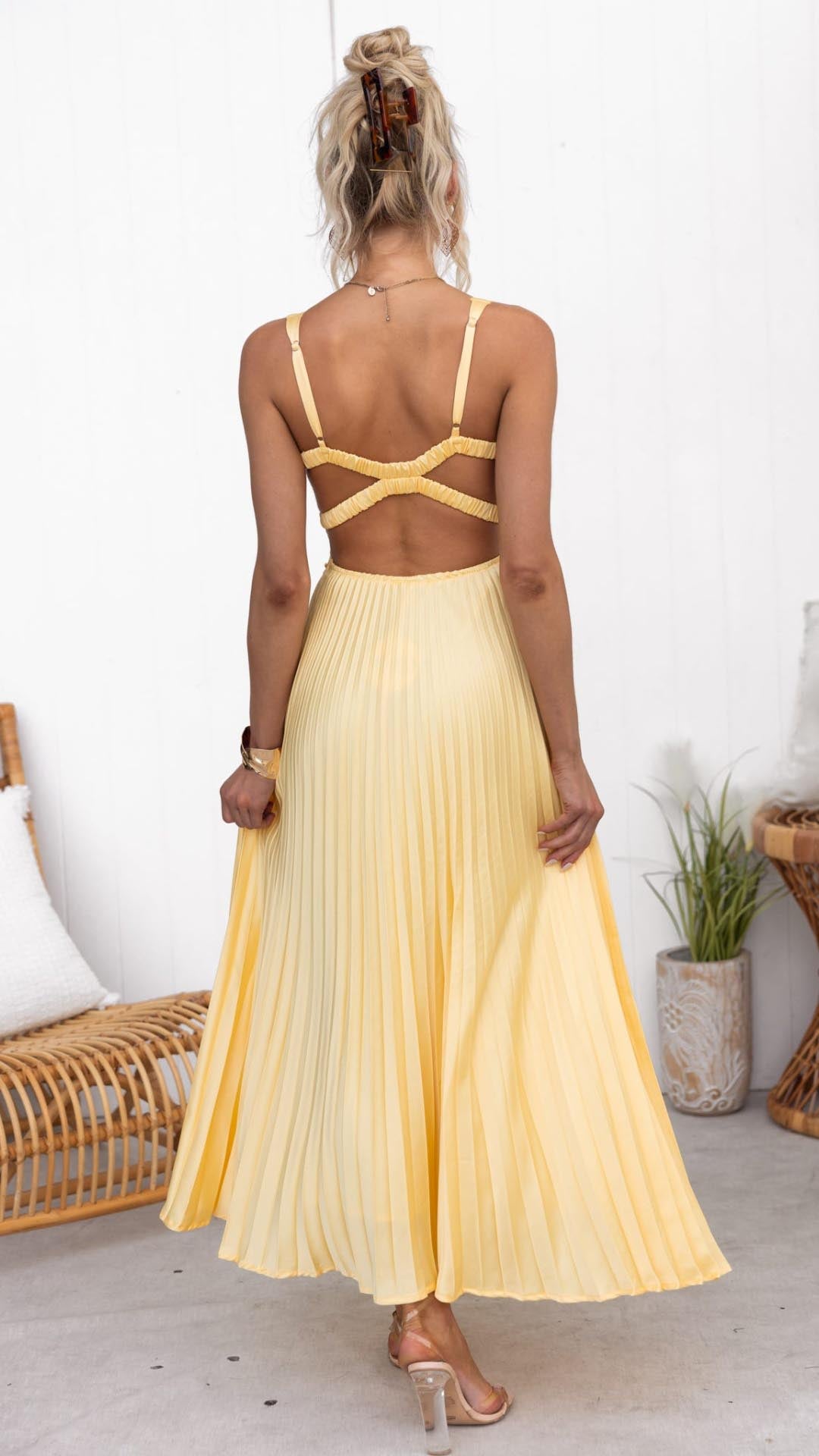 Nayeli - Chic Pleated V-Neck Maxi Gown