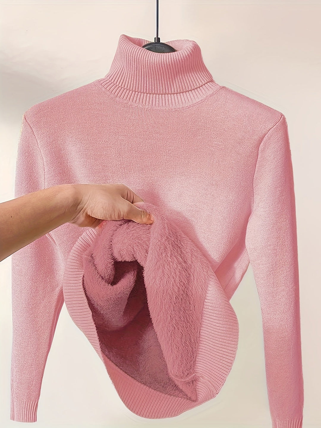 Elise | casual and minimalist turtleneck sweater