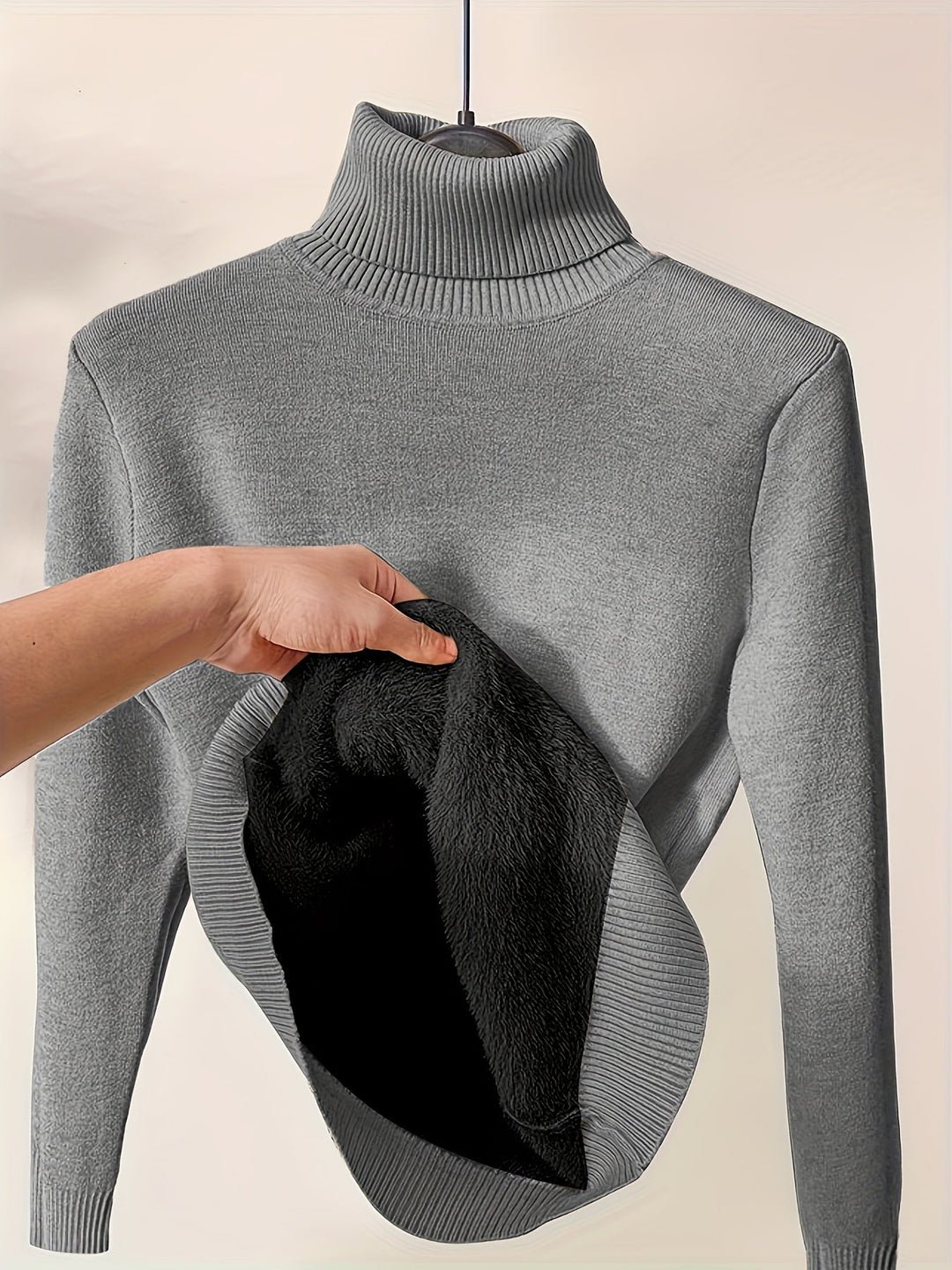Elise | casual and minimalist turtleneck sweater