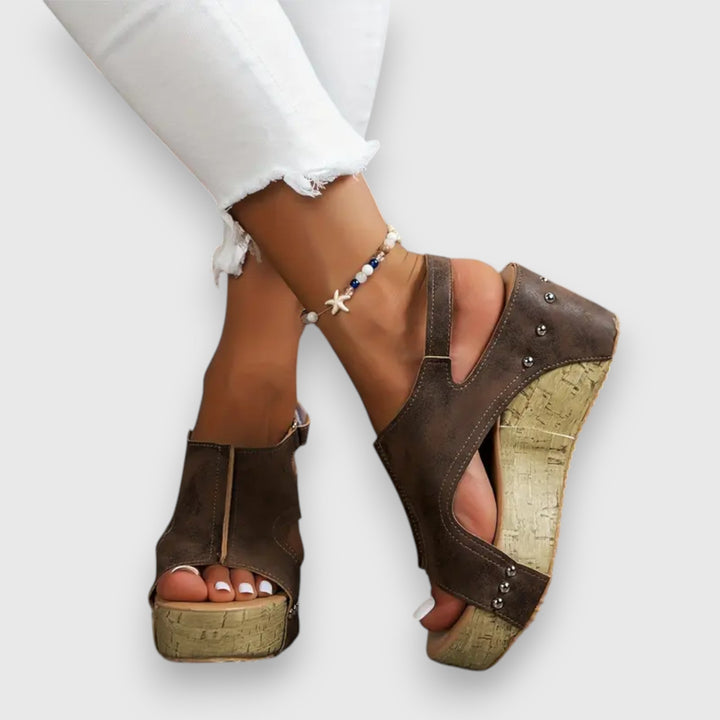 Mia | Retro-Inspired Platform Sandals