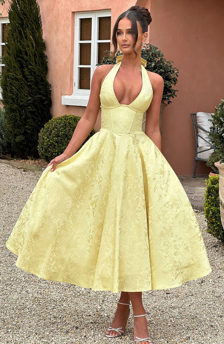 Niamh - Chic Sleeveless Dress with Elegant Deep V Embroidery