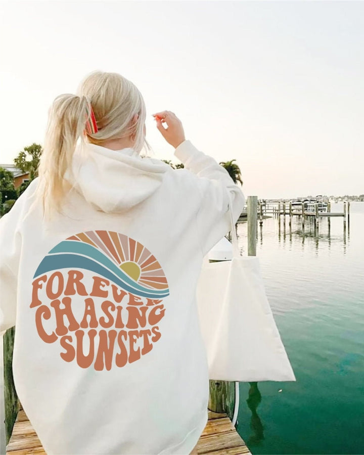 Kiri | Stylish Hoodie "Forever chasing sunsets"